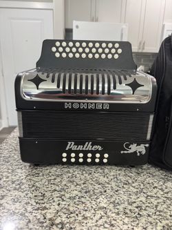 Hohner Panther
