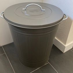 Kitchen Trashcan