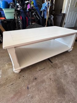 White Coffee table