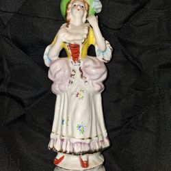 Vintage Hand-Painted Porcelain Figurine - Made in Japan - Colonial Lady