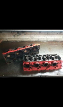 396 BIG BLOCK CHEVY CYLINDER HEADS 69 CAMARO