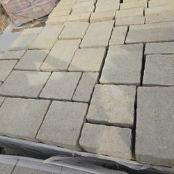PAVERS $320 EACH PALLET  ( 100 SQUARE FEET PER PALLET) 