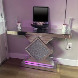 Mirrored Diamond Table