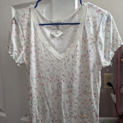 Floral Top With Lace  XL