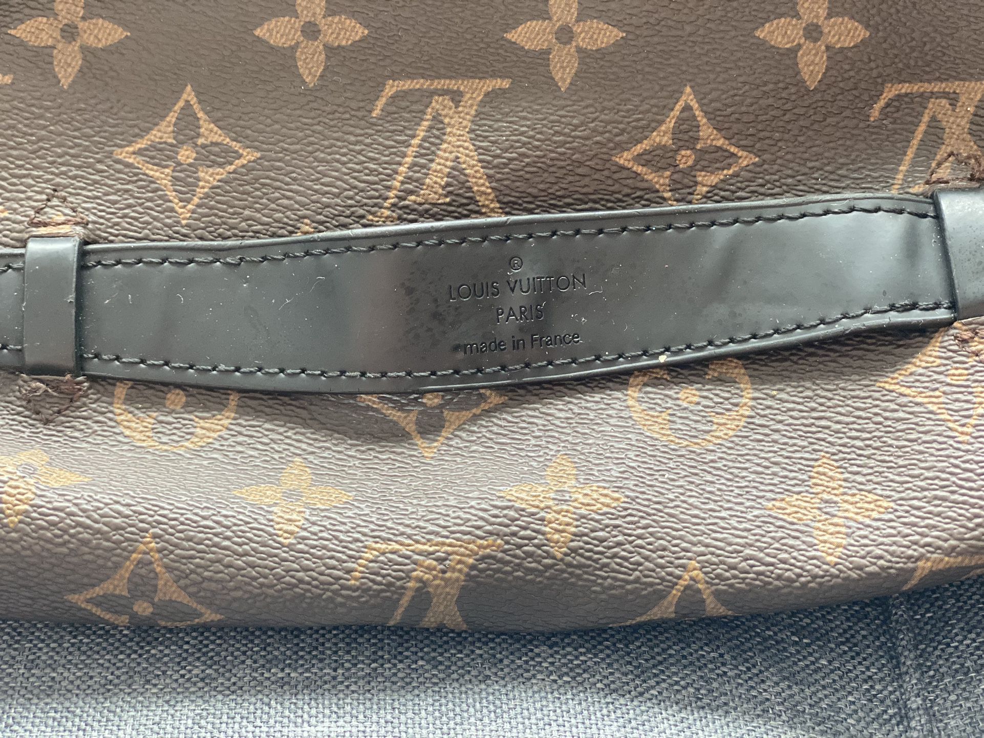 Louis Vuitton Mini Bumbag for Sale in Biscayne Park, FL - OfferUp