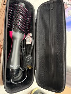 New electric brush with case