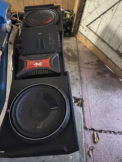 Chevy Silverado Two 12” Speakers w Box And 2 Amps