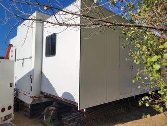 Shop trailer