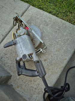 Skill saw for sale Works Strong firm