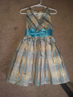 Girl size 5t to 6t