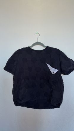 Women’s Black Tone-on-Tone Polka Dot Short-Sleeve Top(Brand: d.Closet (Made in Korea)