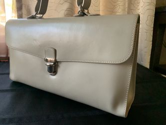 Entra Authentic Italian Leather Hand Bag purse
