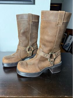American Eagle Women’s Boots SZ 9