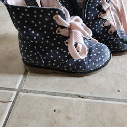 Free toddler boots