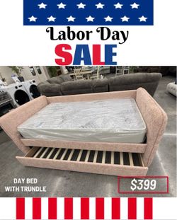 DAY BED
