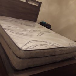 Pillow top queen size set $309.99 mattress and box spring only 