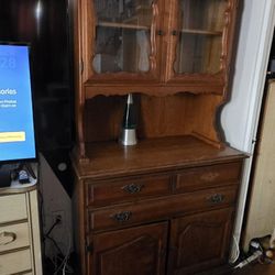   Pennsylvania House Solid Cherry China Cabinet