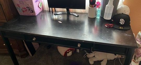 Black Office Desk Asking $80