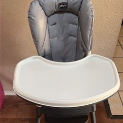 Grows With Me High chair 