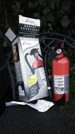 New in box Kidde Fire Extinguisher