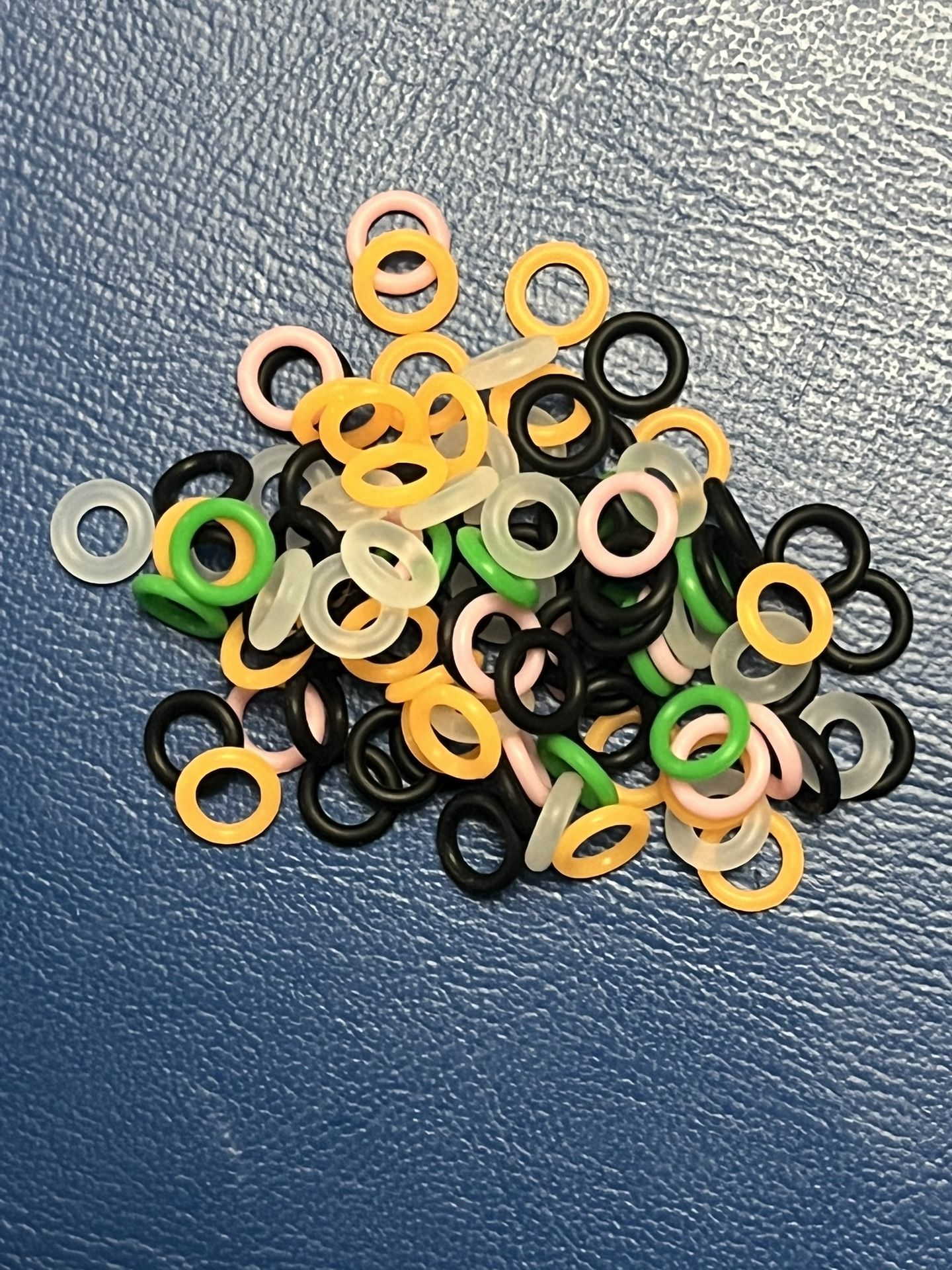 100 pc. Multicolor Wacky-Rings