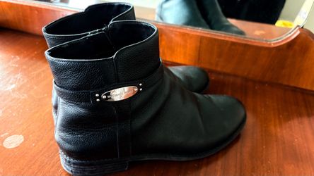 Ladies Boots
