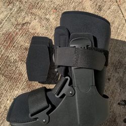 Top Shelf Orthopedics Short Inflatable Walking Boot