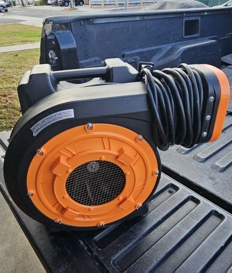 Bouncer Blower
