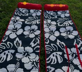 2 Tommy Hilfiger Beach Blankets