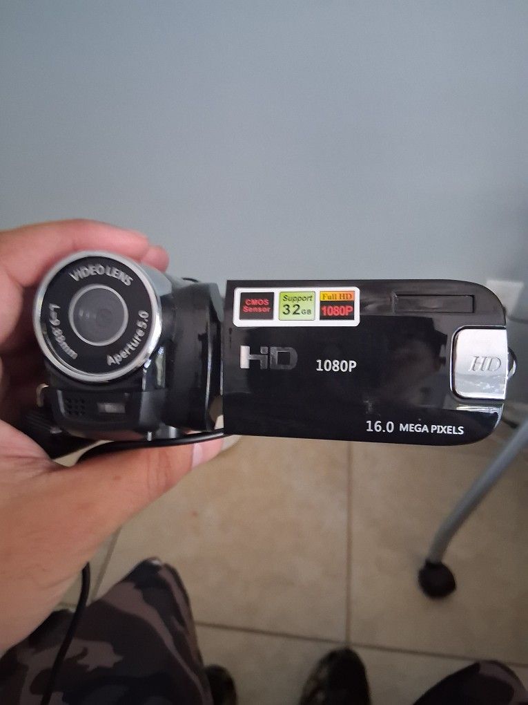 Video Camera, 1080p, HD, 16x Zoom