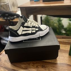 Amir Skeleton Shoes