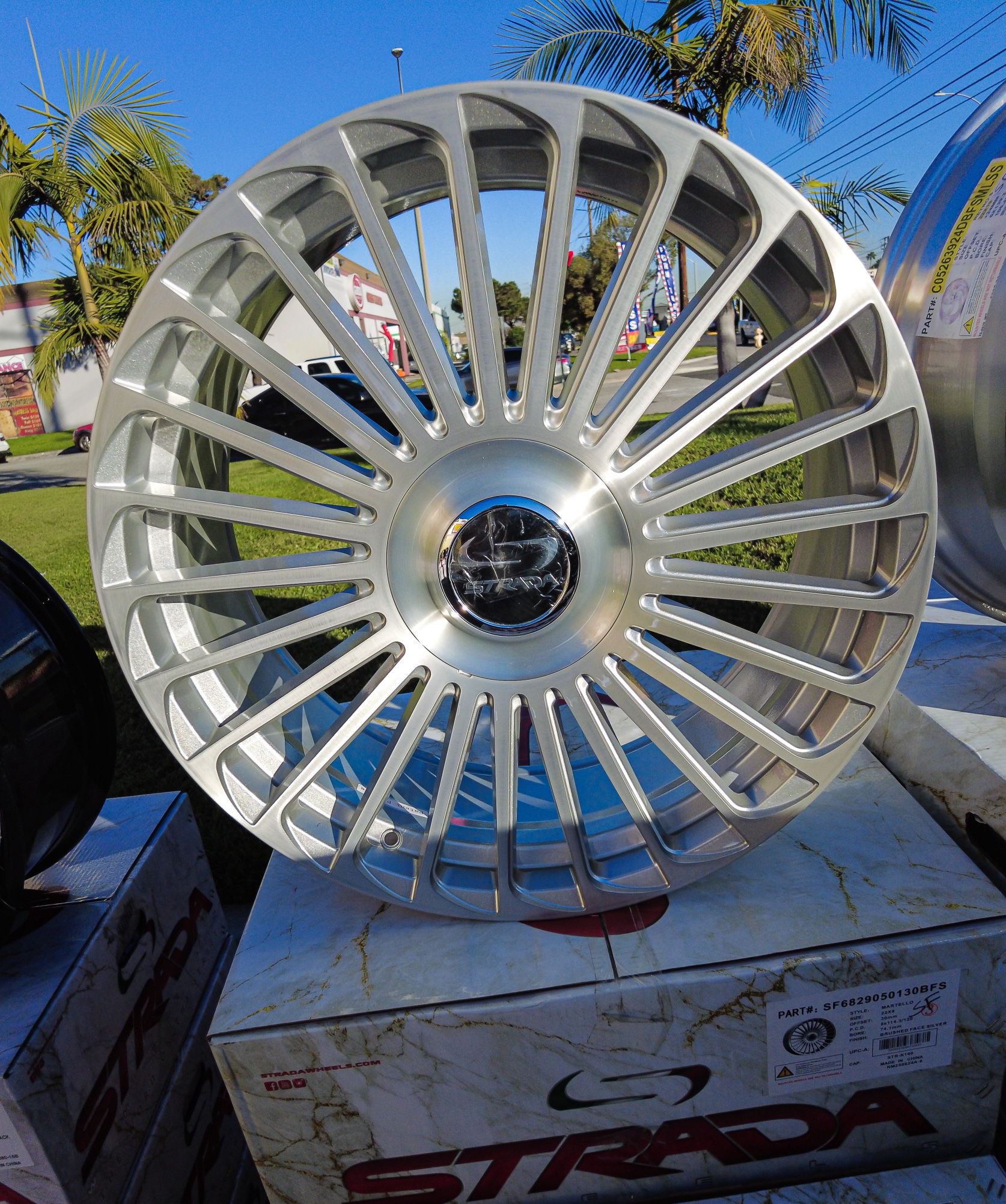 22” Strada Martello Wheels