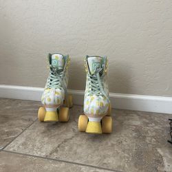 Pineapple Roller skates Size 2-4 