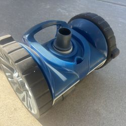 Pentair Pool Vacuum Robot