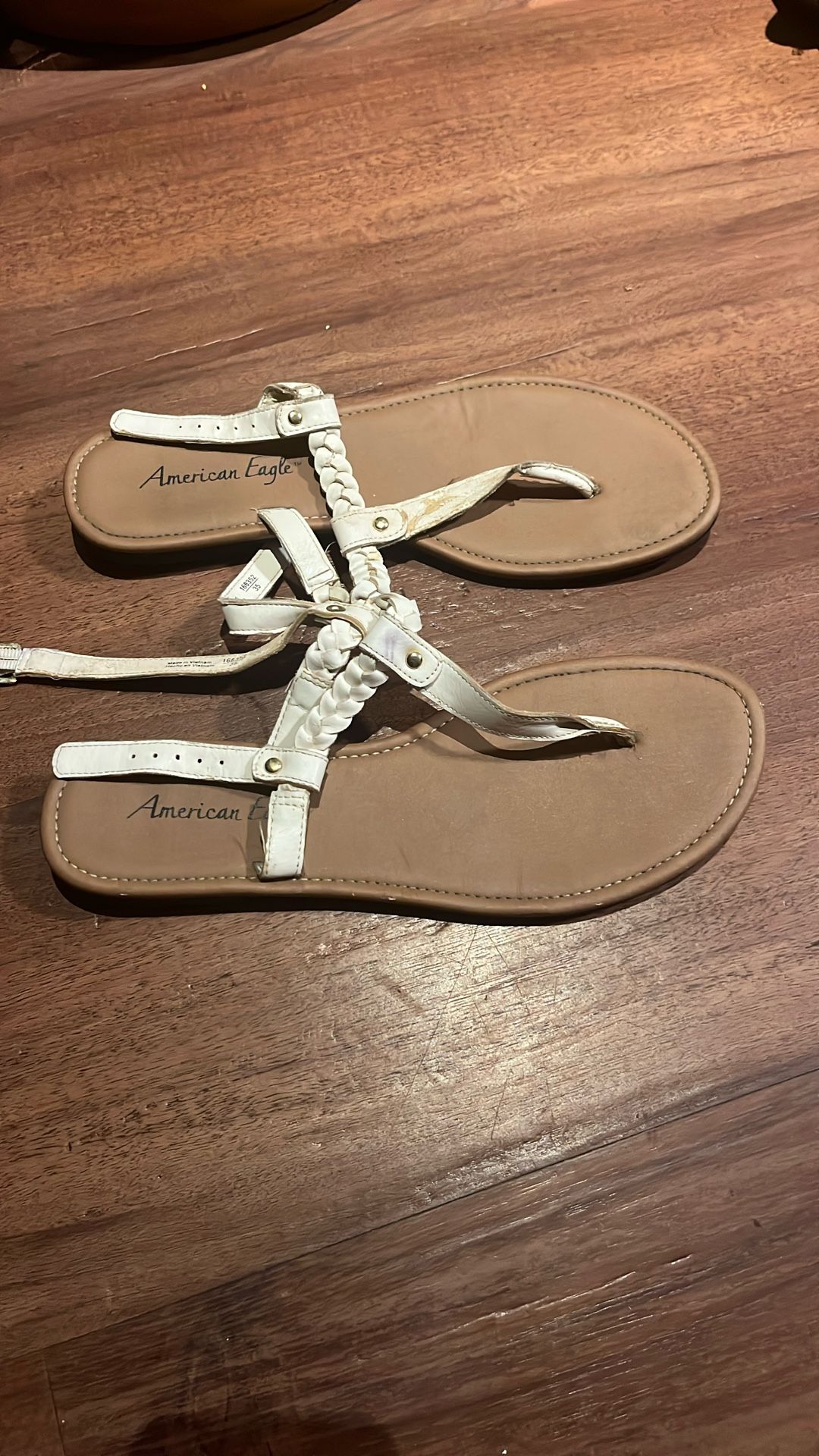 American Eagle Sandals Size 8 1/2