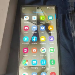 Android Phoņe (UnIocked and Dual Sim)