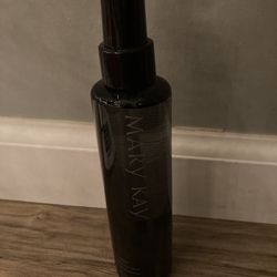 Mary Kay Makeup Brush Cleaner
