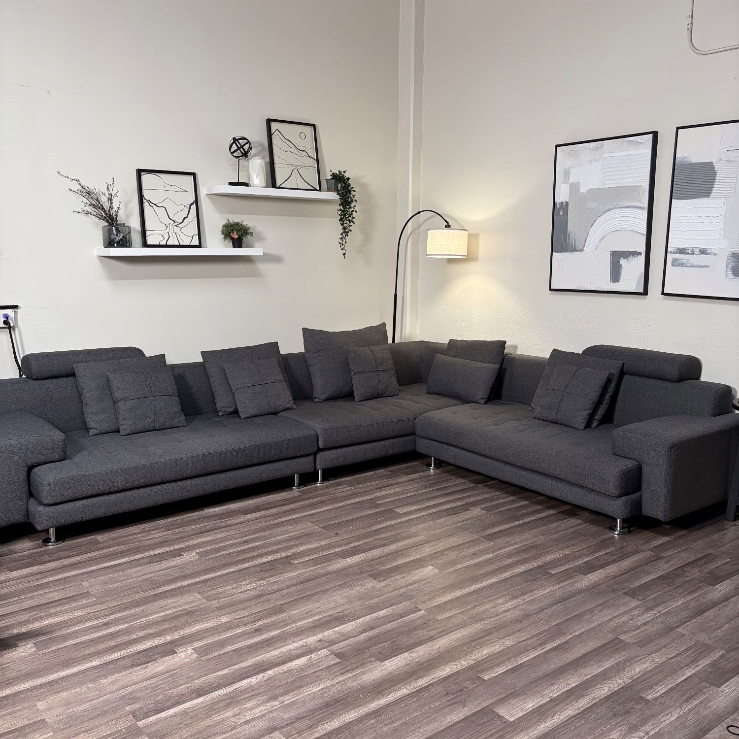 Scandinavian Design Gray Modern Sectional Couch DELIVERY WITHIN A WEEK