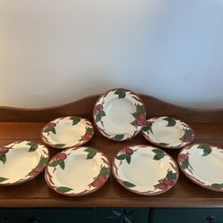 Set of 7 Vintage Franciscan Apple Soup Bowls just under 8.5” diameter 
