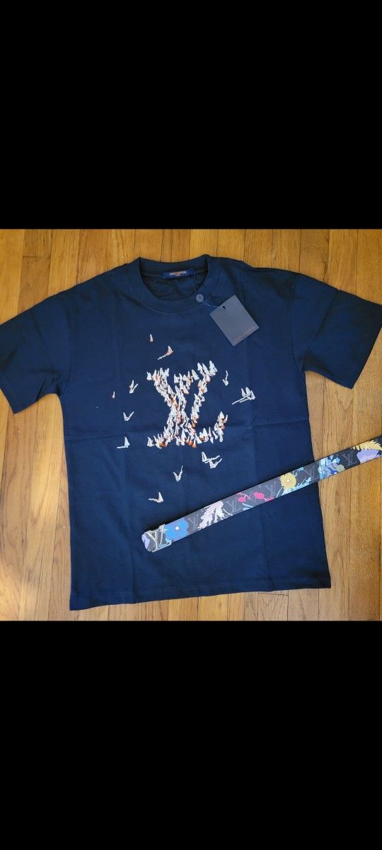 EMBROIDERED TEE!