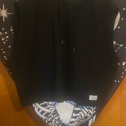 DIVIDED GYM BLACK SWEATSHIRT HOODIE $8