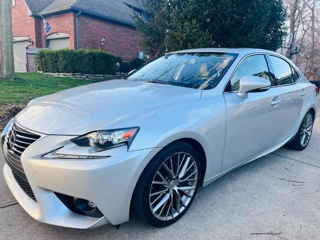 2016 Lexus IS