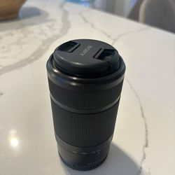 Sony E 55-210mm 4.5 - 6.3 OSS Lens