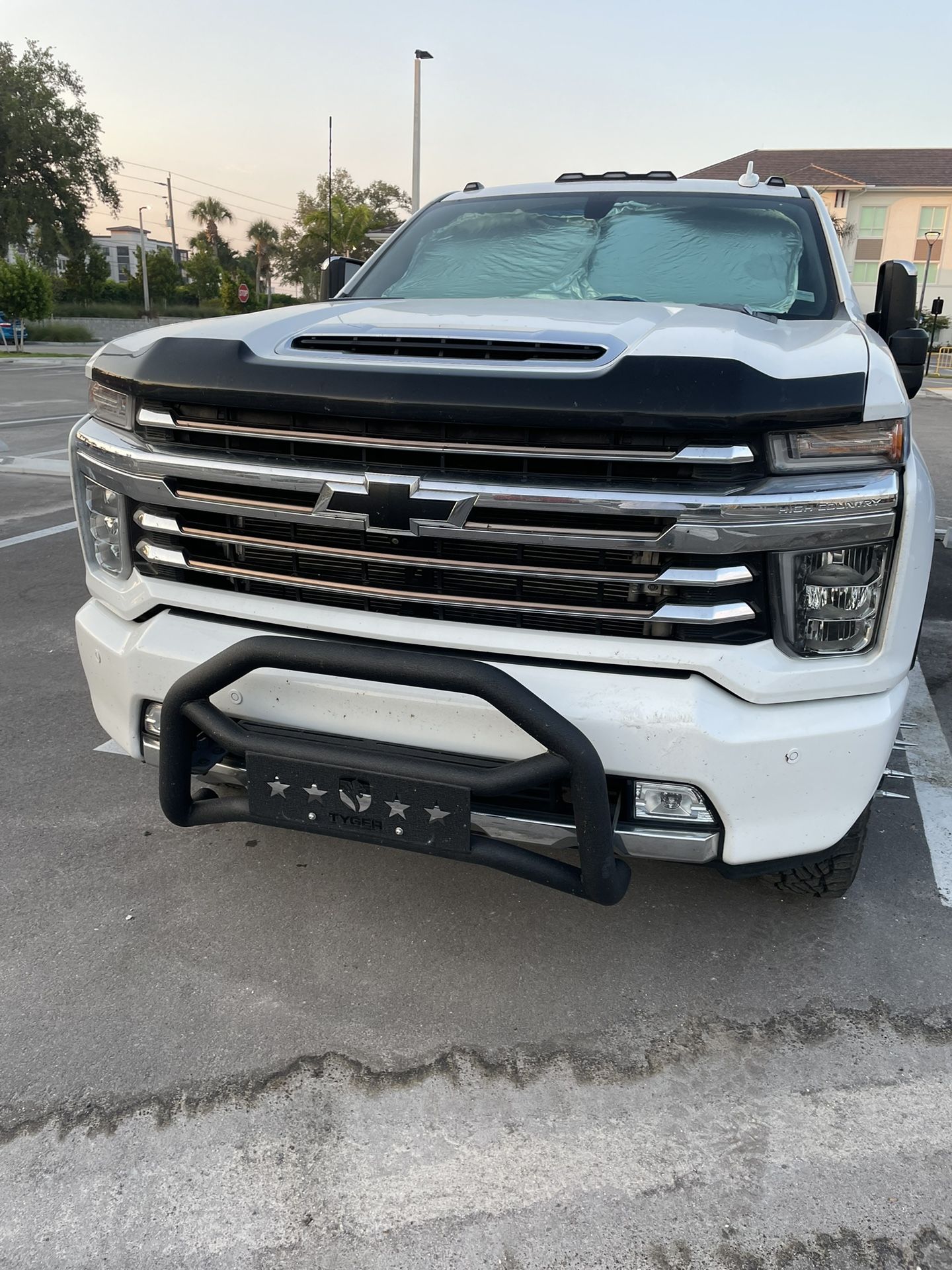 2020 - 2023 Chevy 2500/3500 Bull Bar For Trade