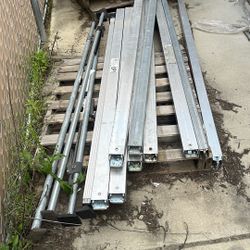 Load Bars, E Track