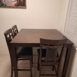 Dining Room Table 