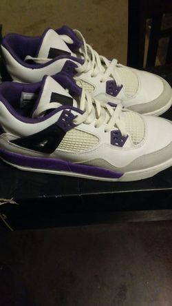 Air Jordan Retro 4