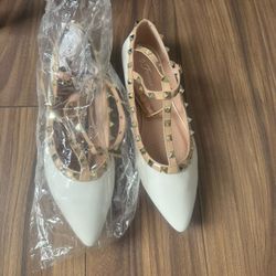 White studded pointed flats
