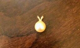 Pure white single pearl charm