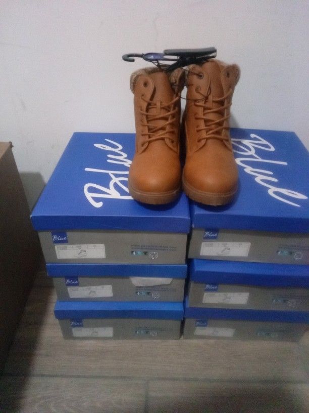 Women's Boots